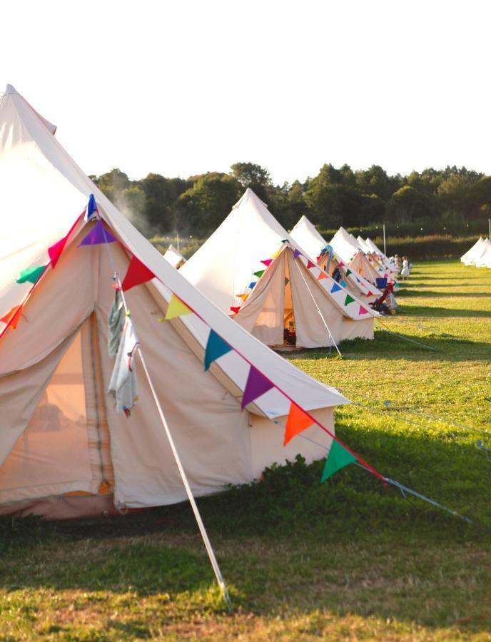 Glamping At Hay Festival Villa เฮย์-ออน-วาย ภายนอก รูปภาพ
